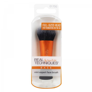Real Techniques Mini Expert Face Brush