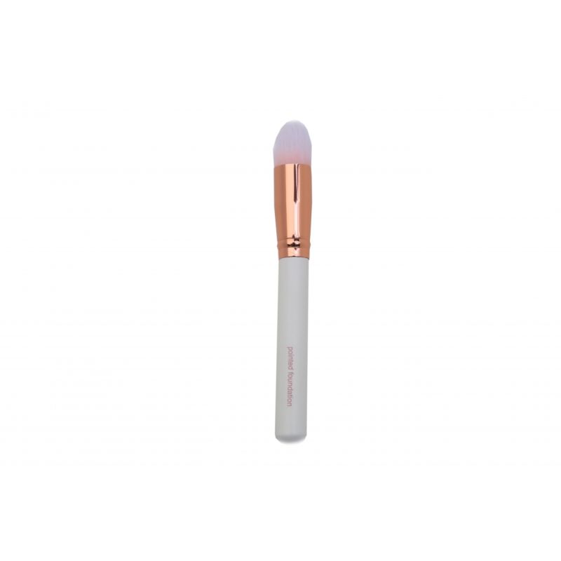 Ro Ro Pointed Foundation Brush